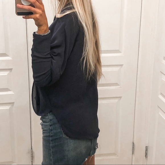 Blue Waterfall Long Sleeve Collared Blouse - Picture 3 of 3